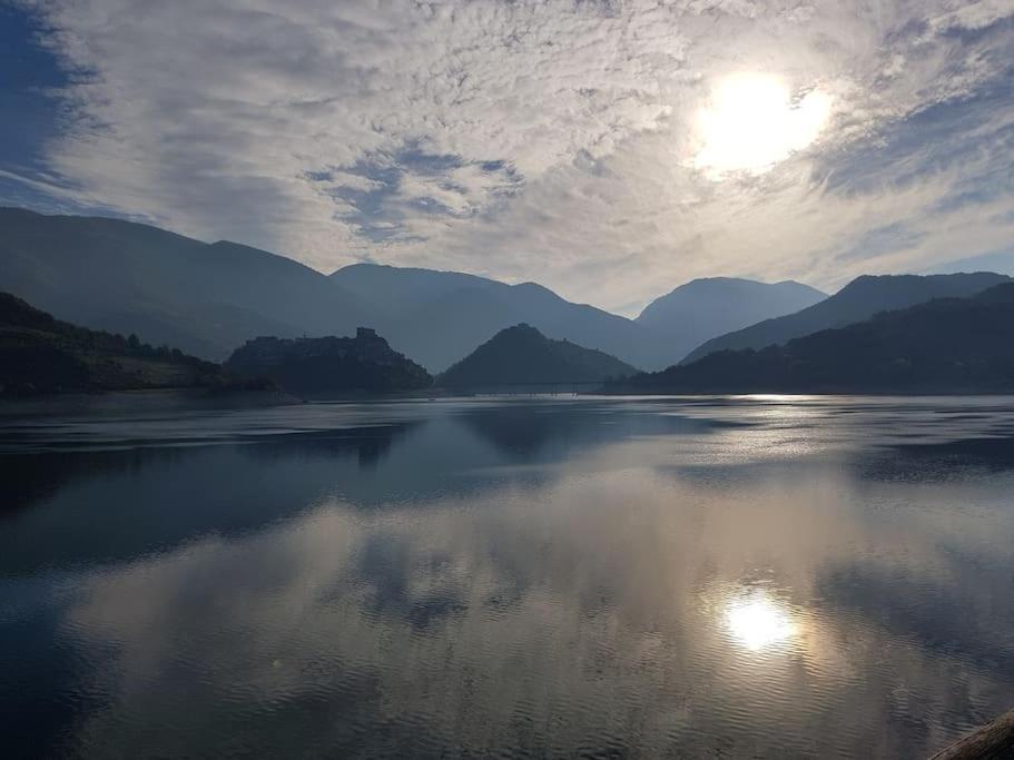 Letizia Lake House Panoramic View Colle di Tora Exterior foto